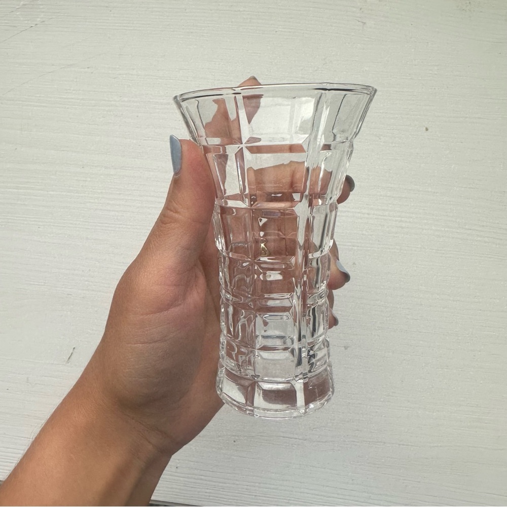 Vintage 1980’s clear glass bud vases (Mikasa Monarchy Vase)